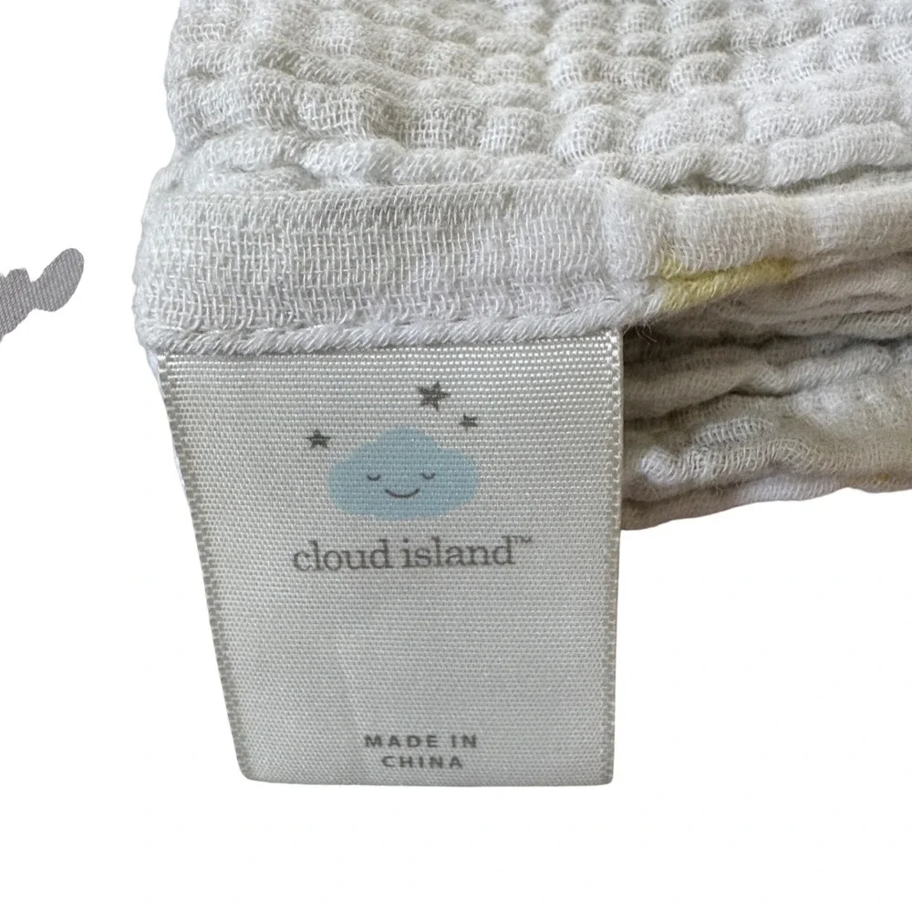 Cloud Island Baby Blanket White Cotton Muslin Gauze Triangle Print Yellow Grey - Picture 2 of 5